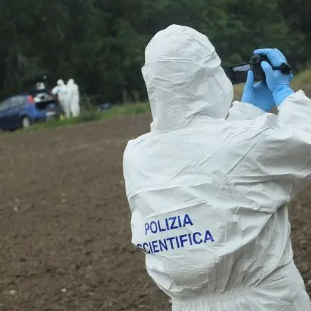 SESSANTADUENNE TROVATO CARBONIZZATO A LAMEZIA