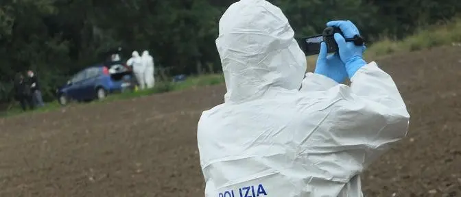 SESSANTADUENNE TROVATO CARBONIZZATO A LAMEZIA