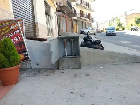 MOTO CONTRO CENTRALINA DEL GAS, EVITATA ESPLOSIONE