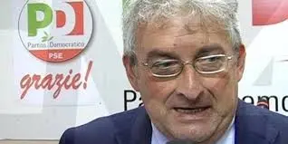 REGIONALI, FRANCO CORBELLI NON FA PASSI INDIETRO: 'AVANTI CON LE PRIMARIE'. ALTRO NO PER MAGORNO