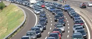 BYE BYE FERIE: VACANZE FINITE, OGGI SI RIENTRA. TRAFFICO INTENSO SULL’A3