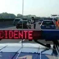 INCIDENTI STRADALI: SCONTRO AUTO-CAMION SU STATALE 106. MUORE ROMENO DI 22 ANNI