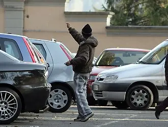 COSENZA: LOTTA AI PARCHEGGIATORI ABUSIVI