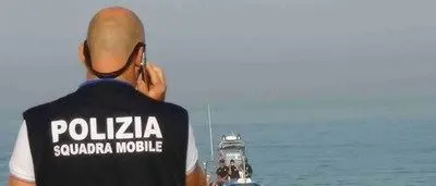 REGGIO CALABRIA, ARRESTATO UNO DEGLI SCAFISTI DEL MAXI-SBARCO DI 1.789 MIGRANTI ARRIVATI A BORDO DELLA NAVE SAN GIUSTO