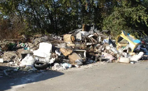 Cosenza, Carabinieri sequestrano discarica abusiva: due denunce