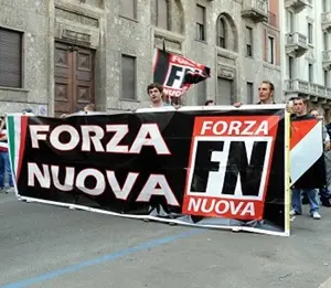 Vibo Valentia, mezzo meetup del M5S passa a Forza nuova