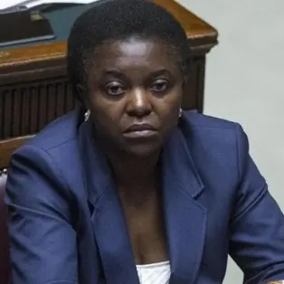 Migranti, Kyenge: 'Triton non basta, non sostituisce Mare Nostrum'