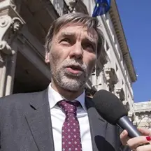 Il 'caso Calabria': lettera a Delrio dei parlamentari calabresi