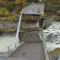Maltempo: crolla ponte nel Reggino, 400 persone isolate