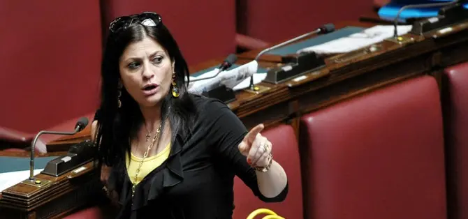 Jole Santelli (FI) contro la Lorenzin: 'Visita inopportuna e inquietante'