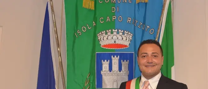 Isola Capo Rizzuto, nuova intimidazione al sindaco