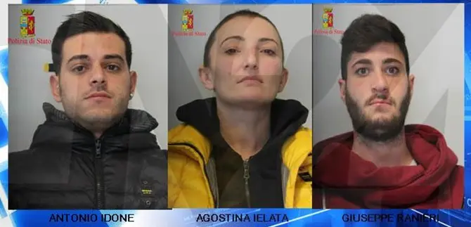 Sequestrato e costretto a bere detersivo