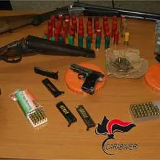 Arrestato anziano a Cardeto: aveva un arsenale in casa