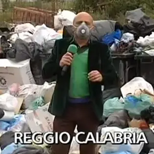 Emergenza rifiuti a Reggio Calabria, pronto il piano di Zimbalatti. Il caso a Striscia (Video)