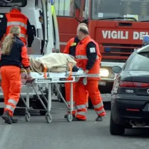 Incidente sulla 106, un morto e un ferito