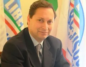 Precari Lsu-Lpu, il sindaco di Rossano Antoniotti scrive a Renzi