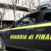 PALMI, LA GUARDIA DI FINANZA SCOPRE EVASIONE DA 100MILA EURO