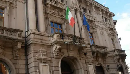 Catanzaro, gli alunni della scuola primaria intervistano il Prefetto