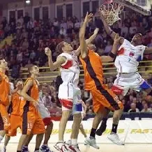 Basket/ 'V(i)ola colomba vola'