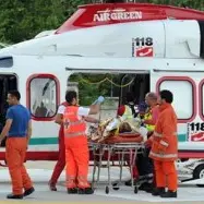 CROTONE, INCIDENTE GRAVE. FERITE MADRE E FIGLIA
