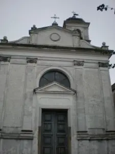 Rubata cassetta delle offerte in chiesa