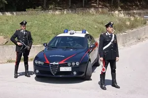 Serra San Bruno: in auto con fucili e munizioni, arrestato