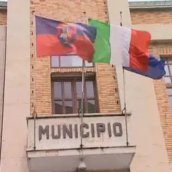 SUL PIEDE DI GUERRA I DIPENDENTI DELLA PROVINCIA E DEL COMUNE DI VIBO VALENTIA