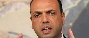 Terrorismo, un tunisino detenuto a Cosenza tra i nove espulsi dall’Italia