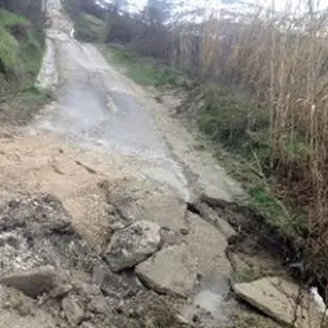 Maltempo: Crotone, frana fa crollare una palazzina (VIDEO)