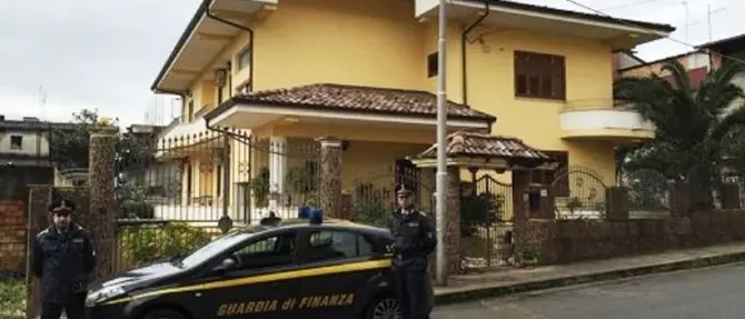 Sequestrata villa di pregio a marito della testimone di giustizia Cacciola