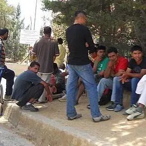 Cirò Marina: divieto di circolazione ai migranti, numerose reazioni