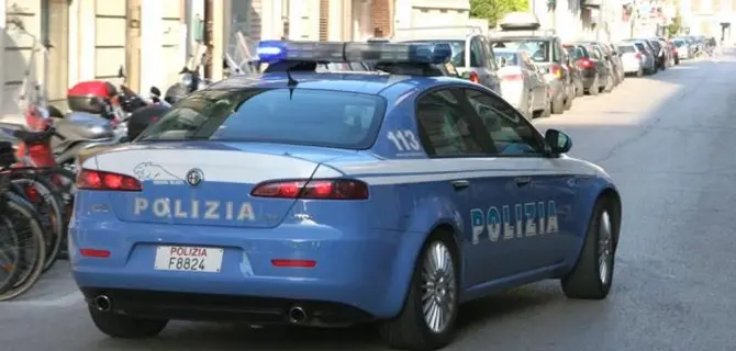 Reggio: rapina con sparatoria in pieno centro (VIDEO)