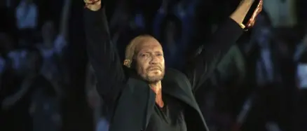 Biagio Antonacci al Palagallo di Catanzaro per 'L'amora comporta tour 2015'