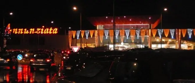 Il centro Commerciale 'Annunziata' e l'omicidio di Rocco Molè