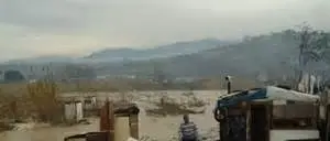 IN FIAMME IL CAMPO NOMADI DI COSENZA, 350 ROMENI HANNO PERSO LE LORO ABITAZIONI DI FORTUNA