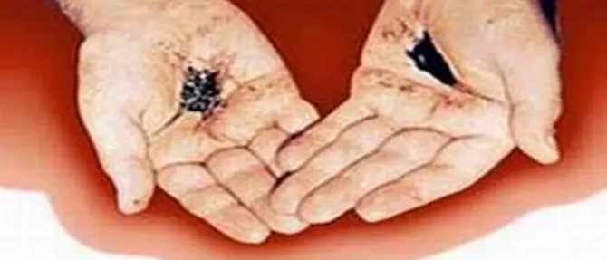 Piane Crati, compaiono le stimmate sulle mani del mistico Mancuso?