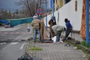 Lamezia, Prefetto Latella incontra i migranti in protesta VIDEO