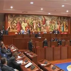 REGIONE: RIMBORSOPOLI, SI ALLARGA L'INCHIESTA