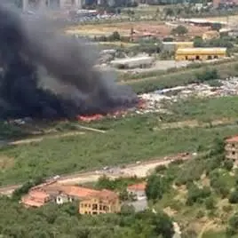 EMERGENZA ROM A COSENZA, IL COMUNE PENSA AD UN CAMPO D'ACCOGLIENZA PROVVISORIO