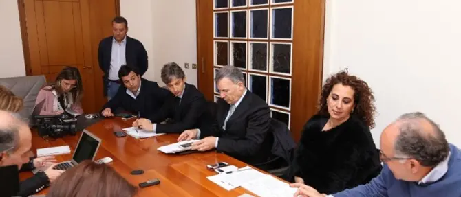 Wanda Ferro con Mangialavori, Tallini e Orsomarso: 'referendum su modifiche statuto'