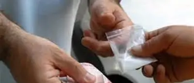 ORO E GIOIELLI IN CAMBIO DELLA DOSE QUOTIDIANA, TRE FERMI A GIRIFALCO