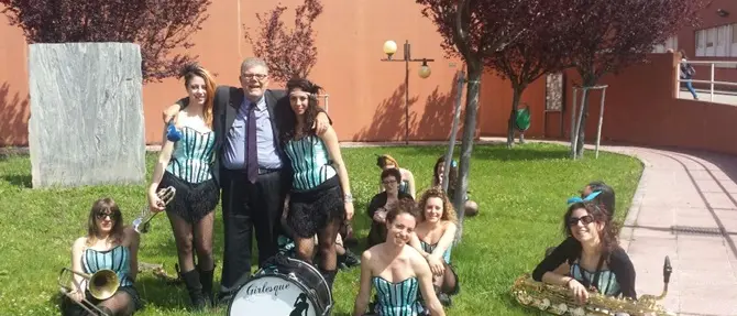 Vinicio Capossela dà il via a ‘Piazza un libro’ VIDEO