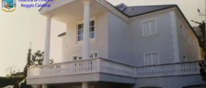 ‘Ndrangheta, confiscati beni per 21 milioni di euro ad esponenti della cosca Pesce