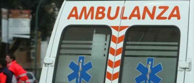 Incidente sul lavoro, operaio cade in un pozzetto e muore