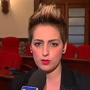 Sanità, Nesci (M5S) contro tutti