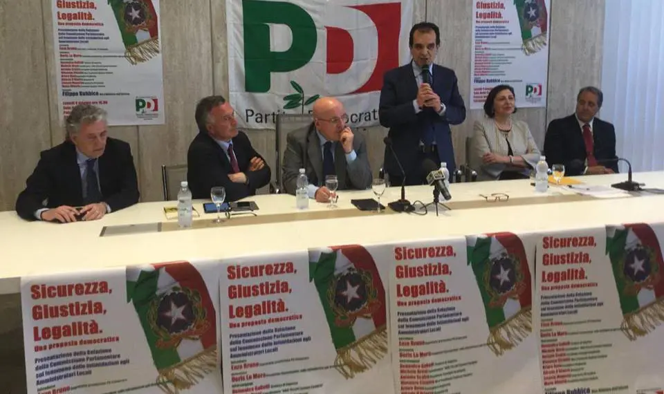 Catanzaro, Oliverio: il 20% della Calabria senza presidi dell'ordine pubblico