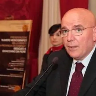 Il Presidente Oliverio risponde ad Abramo: ‘pensa solo a coprire le responsabilità della sua amministrazione’
