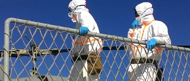 Reggio: in porto nave con 617 migranti, sospetto caso di malaria