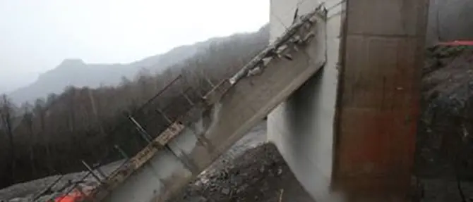 Crollo Viadotto A3, Oliverio: ‘L’Anas risarcisca i danni economici subiti dalla regione’