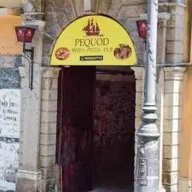 Vibo, incendio distrugge Pequod Pub